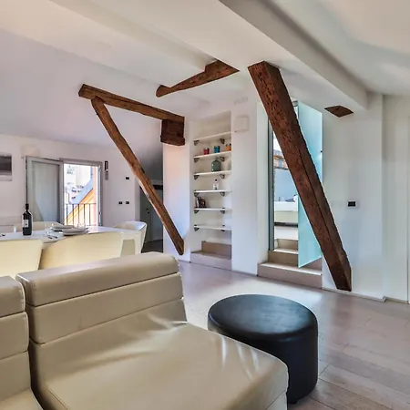 New - Immobo Haurelia - Asinelli Tower View Apartment