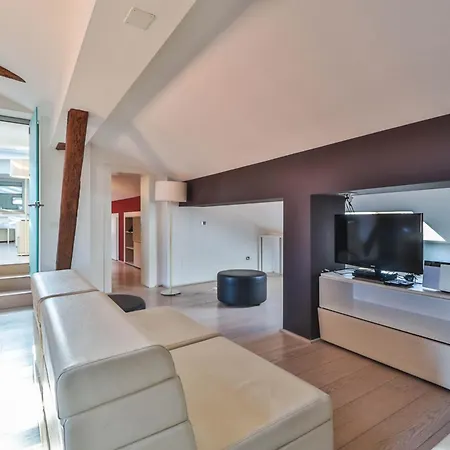 New - Immobo Haurelia - Asinelli Tower View Apartman