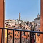 New - Immobo Haurelia - Asinelli Tower View Appartement Bologne