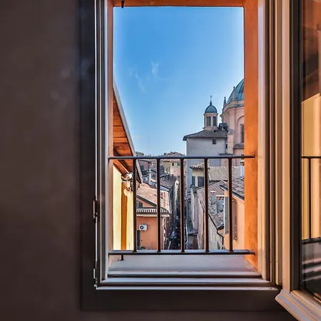 New - Immobo Haurelia - Asinelli Tower View