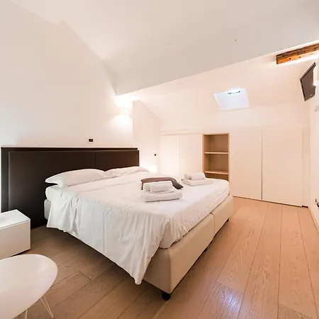 Appartement New - Immobo Haurelia - Asinelli Tower View *