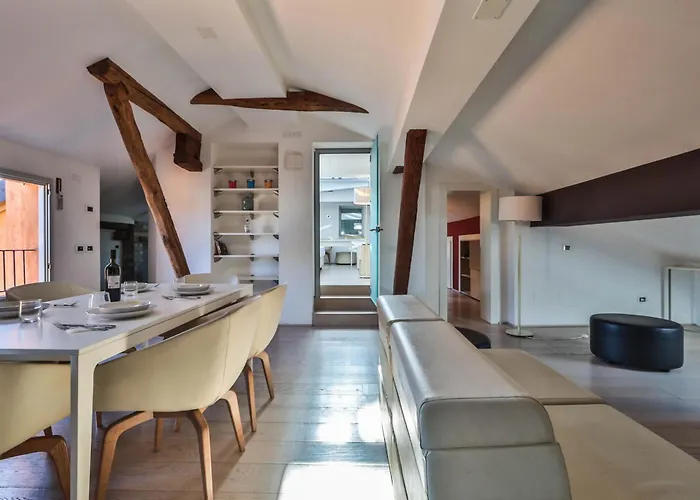 Apartment New - Immobo Haurelia - Asinelli Tower View