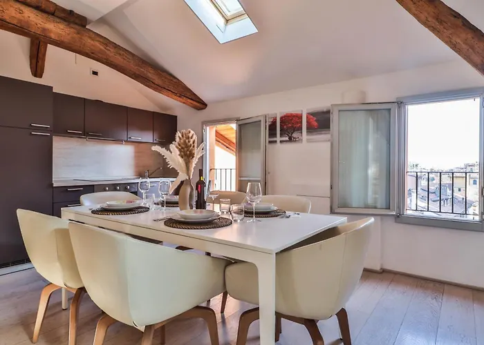 New - Immobo Haurelia - Asinelli Tower View Apartamento