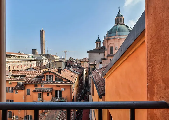 New - Immobo Haurelia - Asinelli Tower View Bologne