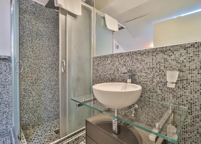 New - Immobo Haurelia - Asinelli Tower View